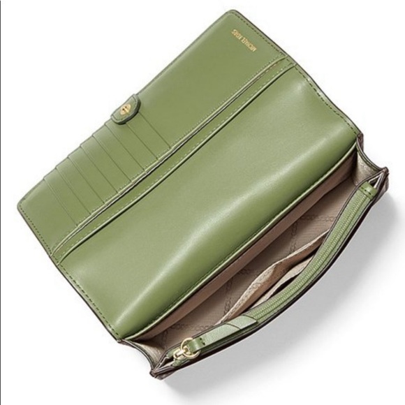 Michael Kors Crossbody - Picture 2 of 6